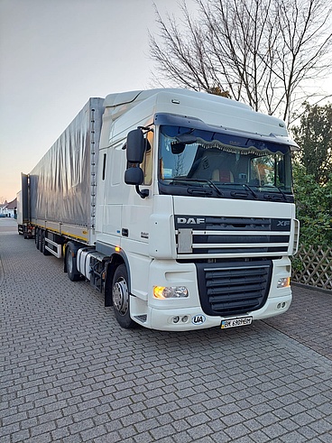 LKW beim beladen